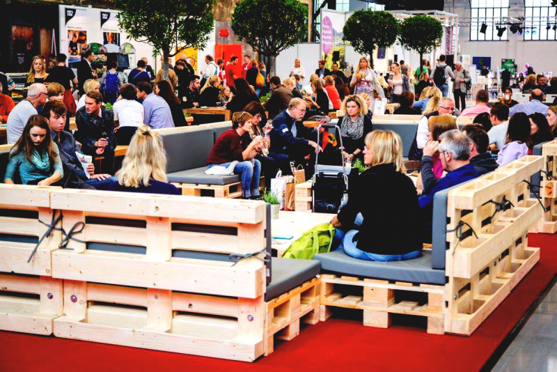 Diy Paletten Loungembel Met Afbeeldingen Buitentuinen Diy Paletten Loungembel Met Afbeeldingen Buitentuinen