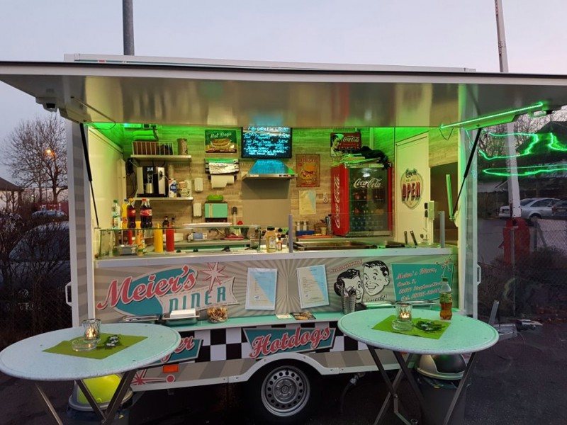 Imbiss Retro, Catering Wagen, Burger, Hot Dog, Food Truck, Fun Food