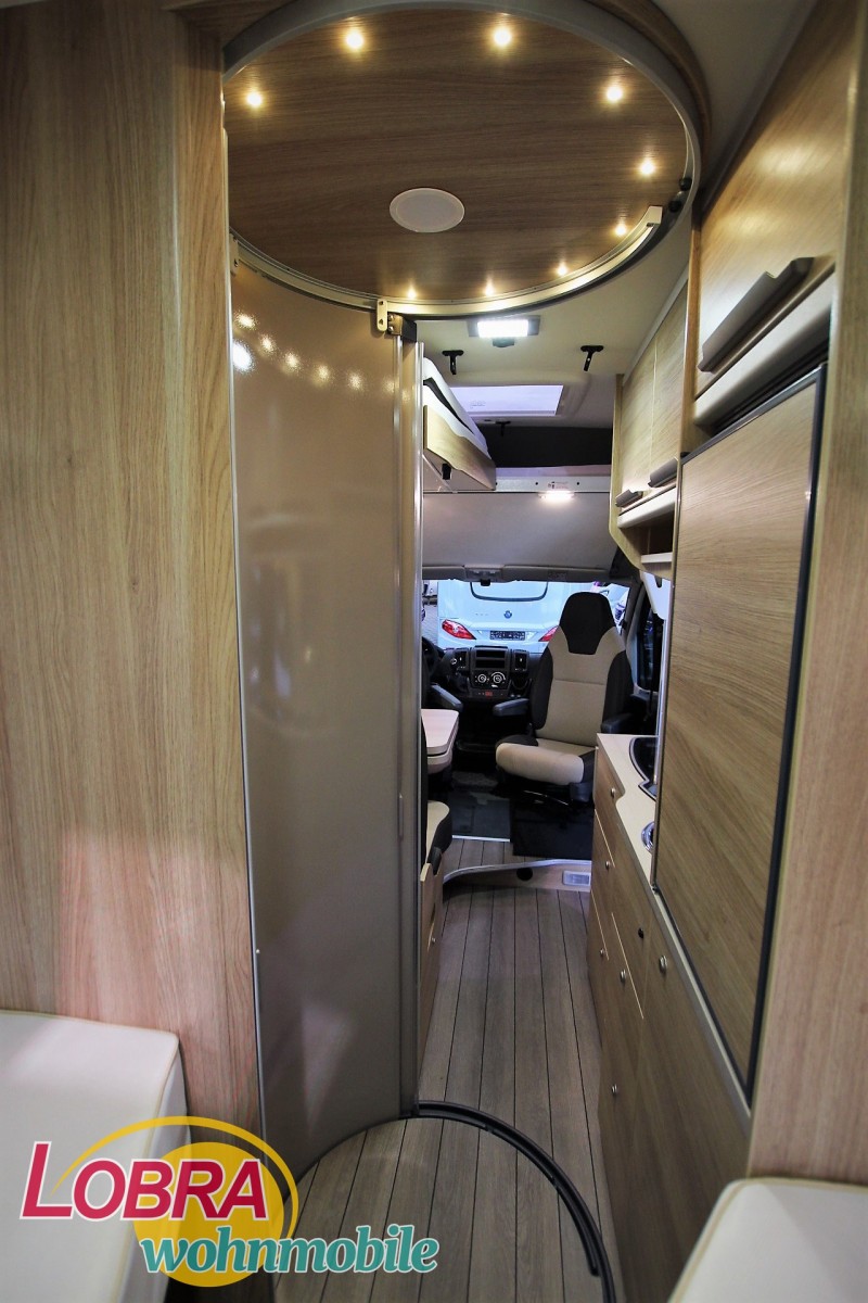 KNAUS BoxStar Freeway 630, Kastenwagen mit Einzelbetten, Längsbetten