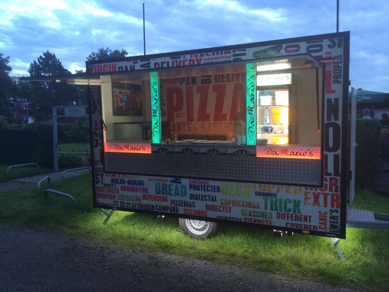 Mieten Sie Ihren Pizzawagen Imbisswagen Mit Pizzabacker All Inklusiv