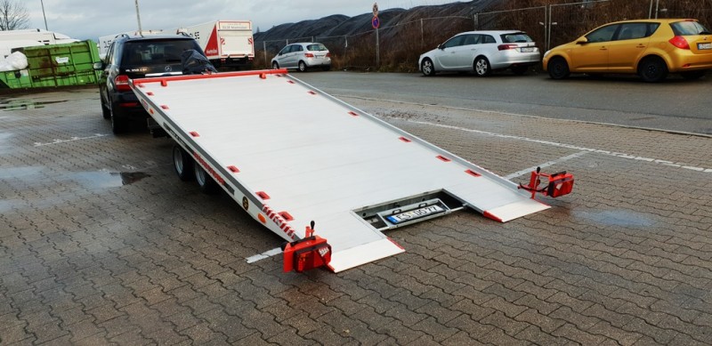 Autotransporter Autotransport Anhänger kippbar 3,5t mieten
