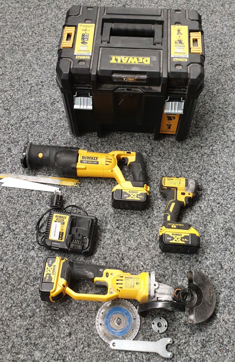 Dewalt Akku Werkzeugset Bohrhammer, Handkreissäge, Flex, Sabelsäge