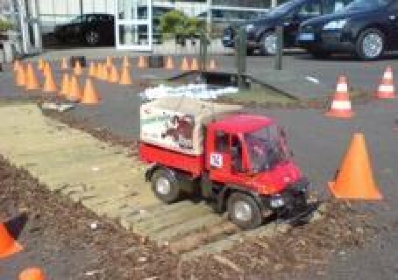Monster-Truck-Racing Offroadparcours